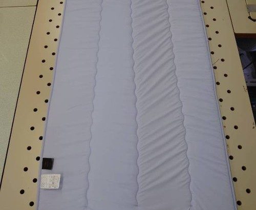 アンティークベッド用マットとパット(20cmに折り畳んで収納)
